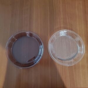 𝅺TWO Pyrex pie dishes